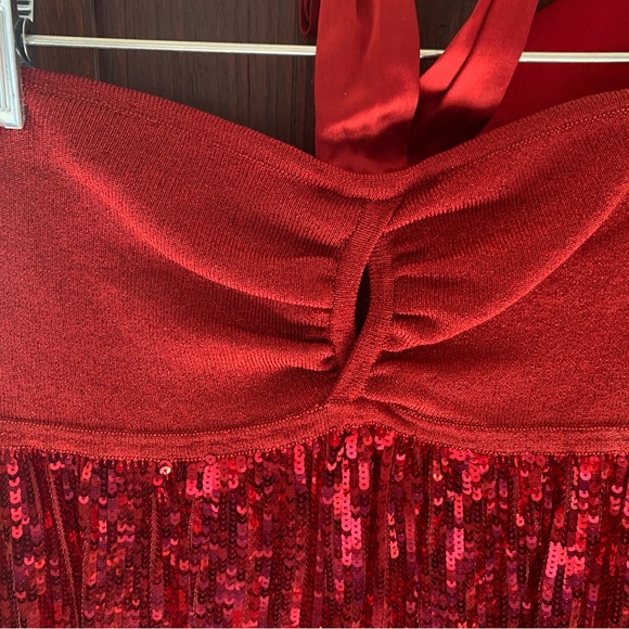 Bebe cocktail mini sequins dress with loop and ribbon, stretchy - Picture 4 of 4